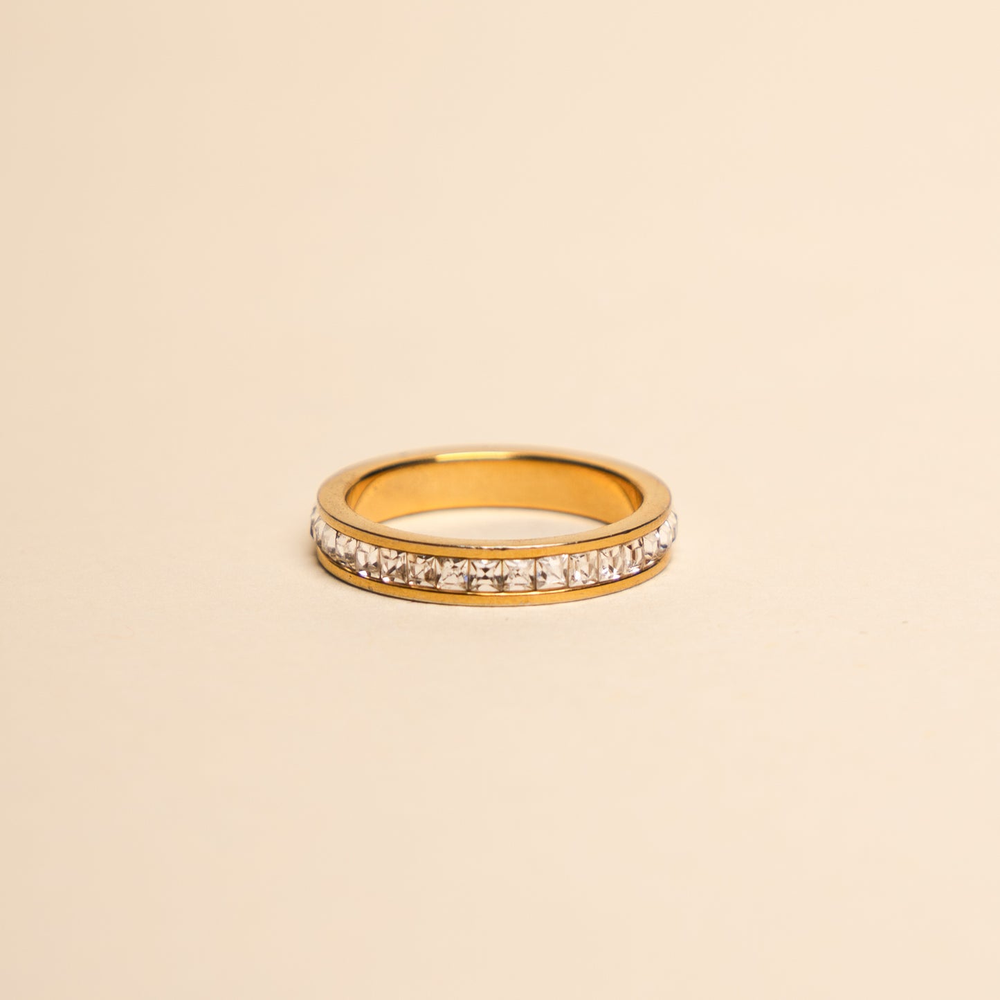 Zircon Luxe Eternity Band | 18k gold plated